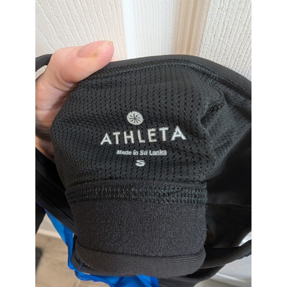 Athleta Blue Box Jump 2 in 1 Racerback Tank Top Built in Bra - Size S - Picture 4 of 4